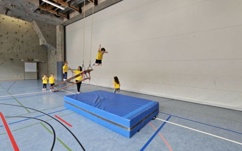 Ginnastica e divertimento a ginnastica pulcini Ginnastica e divertimento a ginnastica pulcini