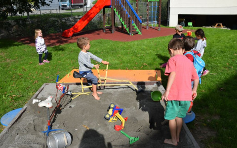 Nuovo look per il parco giochi di Campascio