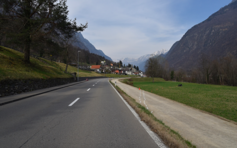 Leggia: motociclista finisce fuori strada Leggia: motociclista finisce fuori strada