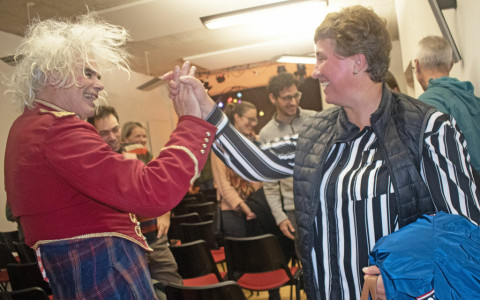 Pieno di risate per lo spettacolo “Oh”