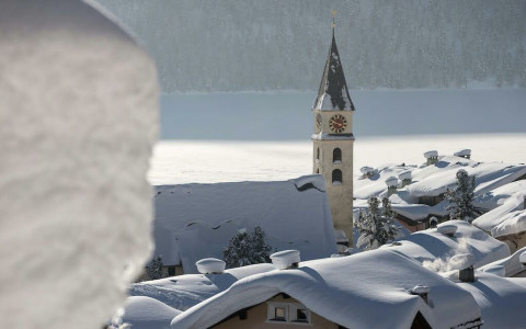 Carenza di alloggi, 2 votazioni in Engadina