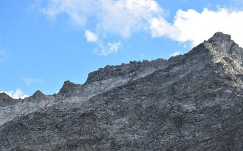 Alpinista ferito gravemente sopra Disentis Alpinista ferito gravemente sopra Disentis