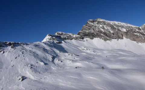 Due alpinisti travolti da una valanga