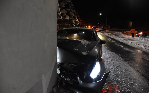 Ferita leggermente una conducente a Casaccia