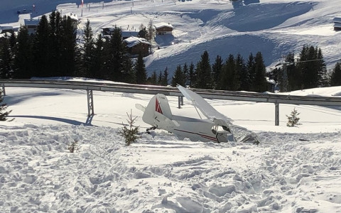 Morto il pilota dell’aereo precipitato a Arosa