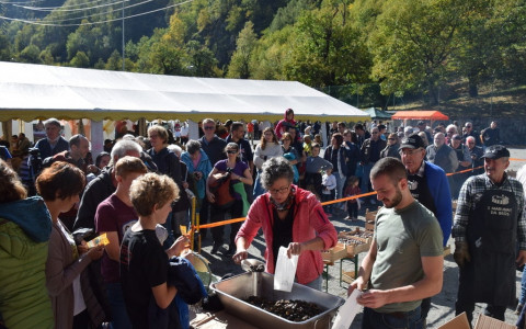 Sagra della castagna a Brusio:le foto   