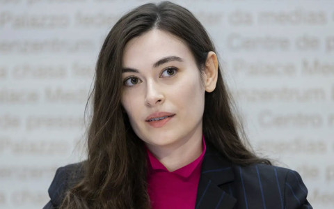 Il vescovo di Coira perdona Sanija Ameti