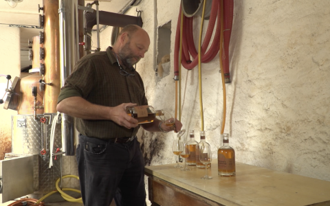 È nato il whisky fait sü in Valposchiavo