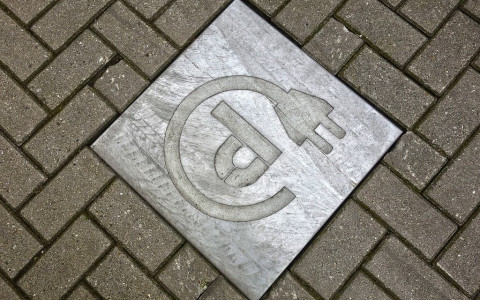 La polizia si dota della sua prima auto elettrica