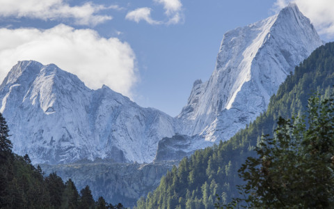 Alpinista muore dopo essere precipitato dal Badile