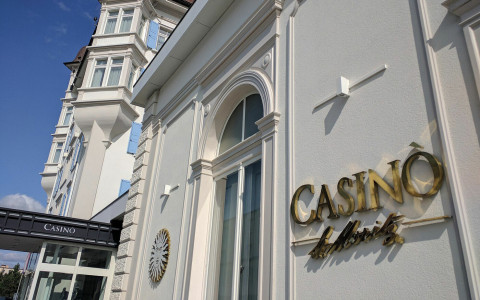 Revocata concessione alla Casino St. Moritz SA