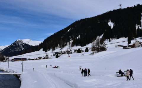 Sbaglia atterraggio, ferito tedesco con parapendio