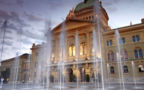 350 donne a Palazzo federale per dibattere