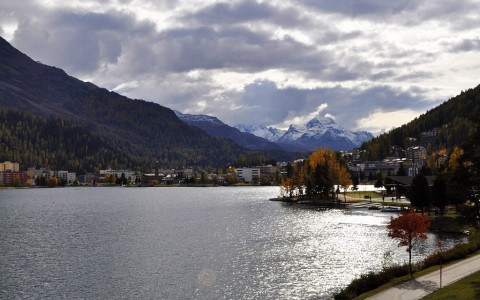 St. Moritz scarica sindaco uscente 