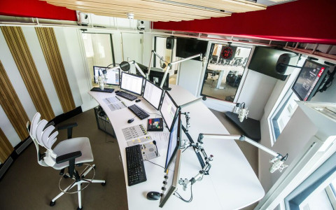 In 13'000 firmano per Radio Südostschweiz