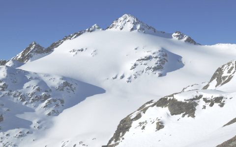 Si stacca pezzo di ghiacciaio da Pizzo Ferrè