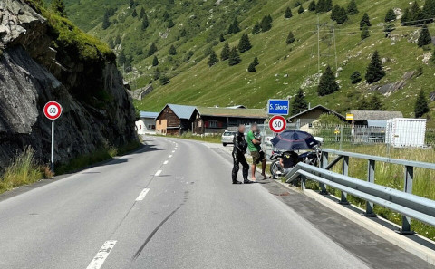 Due motociclisti feriti sul Lucomagno