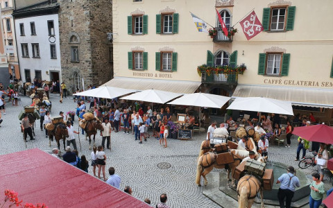 La Via Valtellina percorsa di nuovo dai somieri