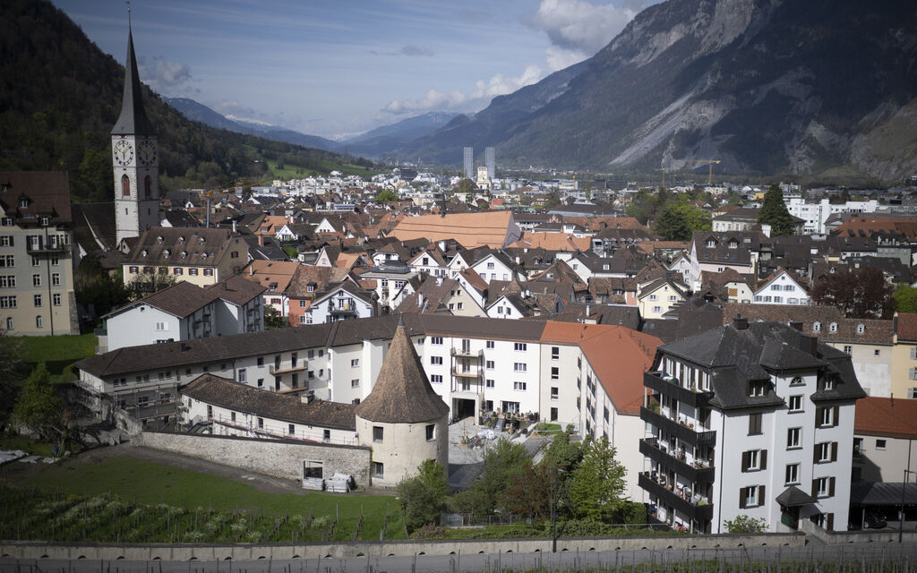 Sennhof Highres Da9ad